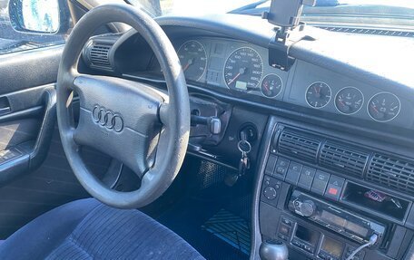 Audi A6, 1995 год, 320 000 рублей, 8 фотография