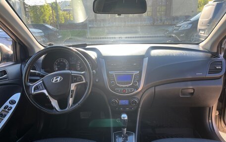Hyundai Solaris II рестайлинг, 2011 год, 665 000 рублей, 9 фотография