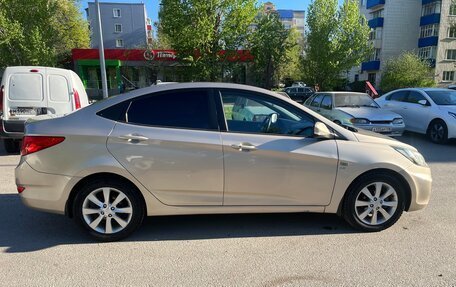 Hyundai Solaris II рестайлинг, 2011 год, 665 000 рублей, 7 фотография