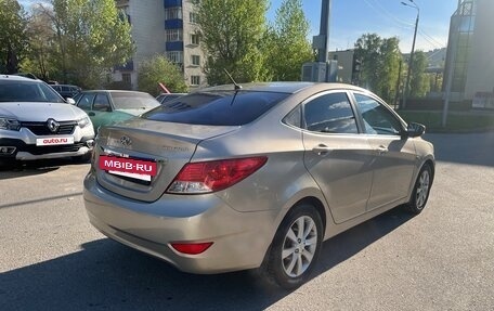 Hyundai Solaris II рестайлинг, 2011 год, 665 000 рублей, 4 фотография