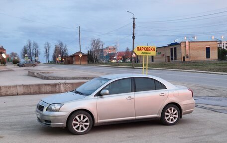 Toyota Avensis III рестайлинг, 2007 год, 520 000 рублей, 1 фотография