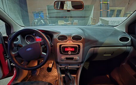 Ford Focus II рестайлинг, 2008 год, 400 000 рублей, 5 фотография