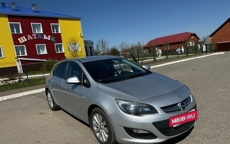 Opel Astra J, 2013 год, 770 000 рублей, 3 фотография