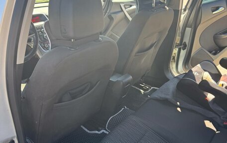 Opel Astra J, 2013 год, 770 000 рублей, 10 фотография