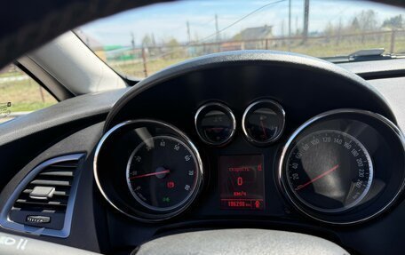 Opel Astra J, 2013 год, 770 000 рублей, 12 фотография