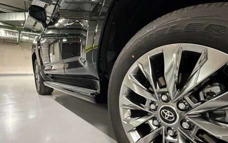 Toyota Land Cruiser, 2026 год, 15 800 000 рублей, 12 фотография