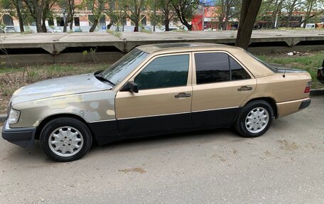 Mercedes-Benz W124, 1985 год, 185 000 рублей, 3 фотография
