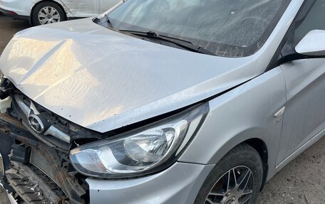 Hyundai Solaris II рестайлинг, 2012 год, 370 000 рублей, 4 фотография
