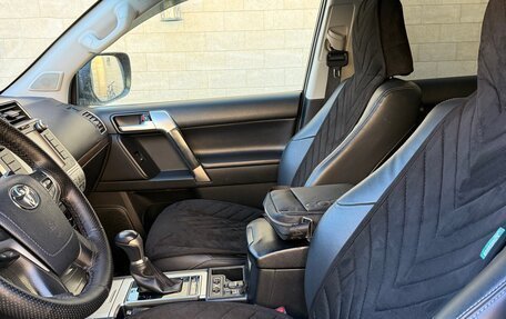 Toyota Land Cruiser Prado 150 рестайлинг 2, 2018 год, 5 990 000 рублей, 7 фотография