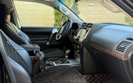 Toyota Land Cruiser Prado 150 рестайлинг 2, 2018 год, 5 990 000 рублей, 5 фотография