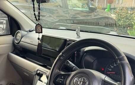 Toyota Passo III, 2018 год, 940 000 рублей, 2 фотография