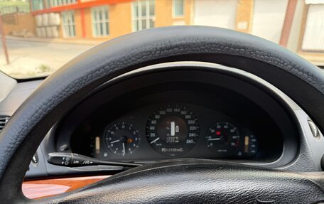 Mercedes-Benz E-Класс, 2009 год, 950 000 рублей, 2 фотография