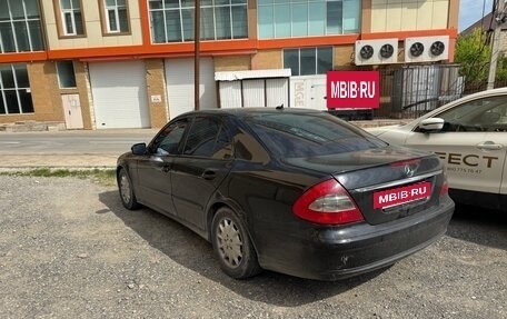Mercedes-Benz E-Класс, 2009 год, 950 000 рублей, 3 фотография