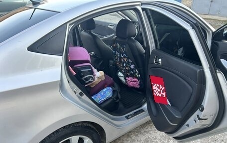 Hyundai Solaris II рестайлинг, 2012 год, 1 150 000 рублей, 11 фотография