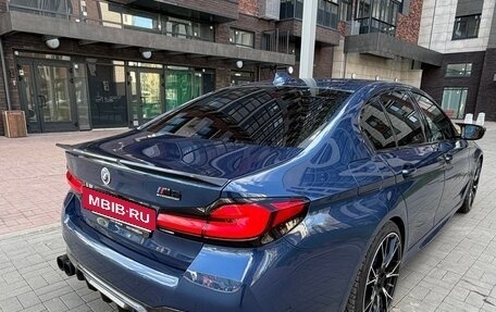 BMW 5 серия, 2020 год, 4 390 000 рублей, 2 фотография