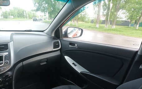 Hyundai Solaris II рестайлинг, 2014 год, 870 000 рублей, 9 фотография