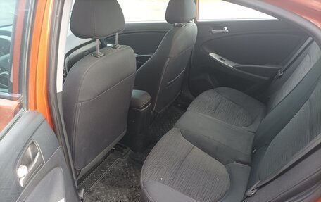 Hyundai Solaris II рестайлинг, 2014 год, 870 000 рублей, 12 фотография
