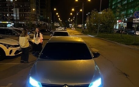 Volkswagen Jetta VI, 2016 год, 1 100 000 рублей, 1 фотография