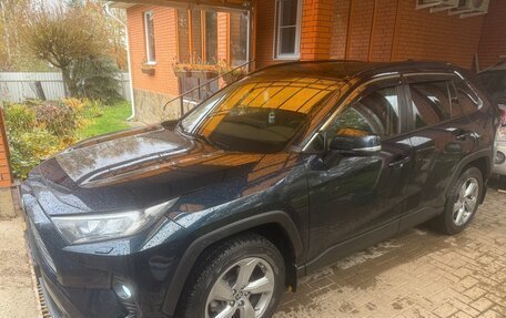 Toyota RAV4, 2019 год, 3 700 000 рублей, 6 фотография