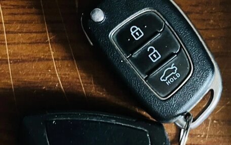 Hyundai Solaris II рестайлинг, 2021 год, 1 000 000 рублей, 14 фотография