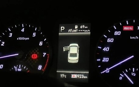 Hyundai Solaris II рестайлинг, 2021 год, 1 000 000 рублей, 9 фотография