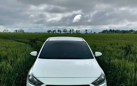 Hyundai Solaris II рестайлинг, 2018 год, 999 000 рублей, 7 фотография