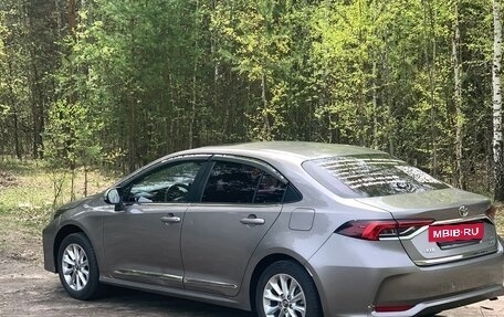 Toyota Corolla, 2021 год, 1 750 000 рублей, 3 фотография
