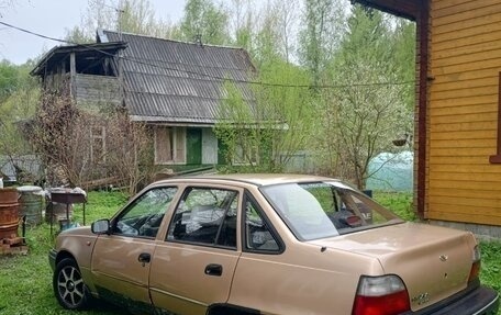 Daewoo Nexia I рестайлинг, 2002 год, 120 000 рублей, 3 фотография