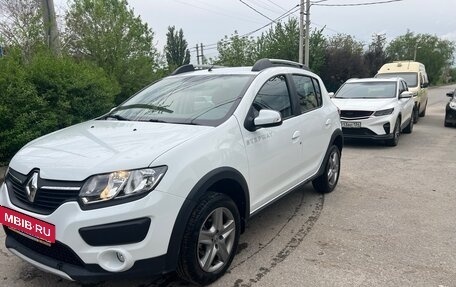 Renault Sandero II рестайлинг, 2018 год, 1 700 000 рублей, 2 фотография