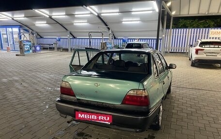 Daewoo Nexia I рестайлинг, 2000 год, 155 000 рублей, 2 фотография