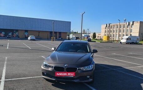 BMW 3 серия, 2013 год, 1 300 000 рублей, 2 фотография