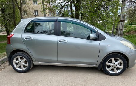Toyota Yaris III рестайлинг, 2007 год, 500 000 рублей, 3 фотография