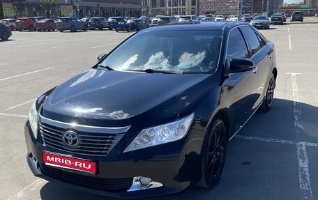 Toyota Camry, 2014 год, 1 300 000 рублей, 1 фотография