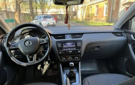 Skoda Octavia, 2017 год, 950 000 рублей, 6 фотография
