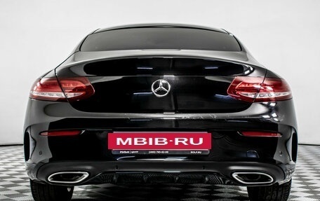 Mercedes-Benz C-Класс, 2017 год, 2 995 000 рублей, 6 фотография