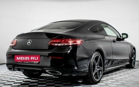 Mercedes-Benz C-Класс, 2017 год, 2 995 000 рублей, 5 фотография