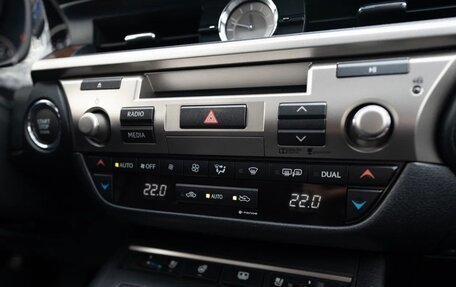 Lexus ES VII, 2015 год, 2 550 000 рублей, 16 фотография