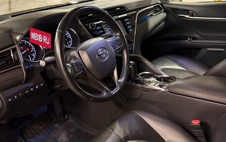 Toyota Camry, 2018 год, 2 730 000 рублей, 7 фотография