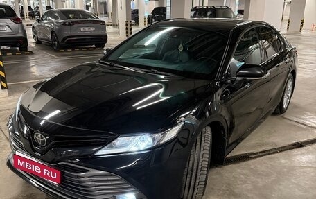 Toyota Camry, 2018 год, 2 730 000 рублей, 11 фотография