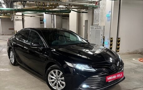 Toyota Camry, 2018 год, 2 730 000 рублей, 12 фотография