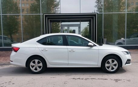 Skoda Octavia IV, 2021 год, 2 479 000 рублей, 8 фотография
