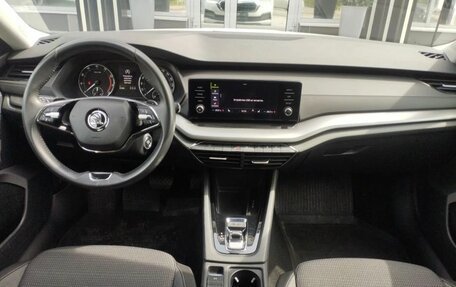 Skoda Octavia IV, 2021 год, 2 479 000 рублей, 13 фотография