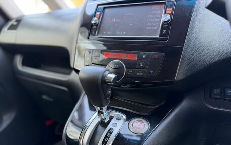 Nissan Serena IV, 2014 год, 1 630 000 рублей, 20 фотография