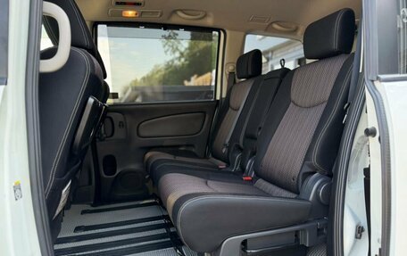 Nissan Serena IV, 2014 год, 1 630 000 рублей, 24 фотография