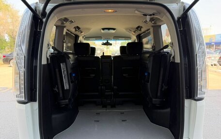 Nissan Serena IV, 2014 год, 1 630 000 рублей, 25 фотография