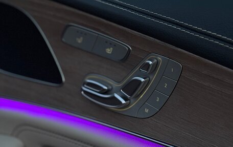 Mercedes-Benz CLS, 2018 год, 4 195 000 рублей, 21 фотография