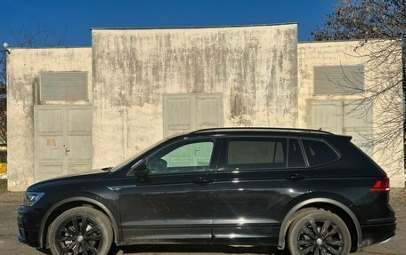 Volkswagen Tiguan II, 2020 год, 2 800 000 рублей, 4 фотография