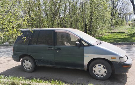 Nissan Prairie III, 1992 год, 90 000 рублей, 4 фотография