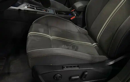 Volkswagen Golf VIII, 2022 год, 1 405 350 рублей, 14 фотография