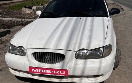 Hyundai Sonata III рестайлинг, 1993 год, 130 000 рублей, 1 фотография